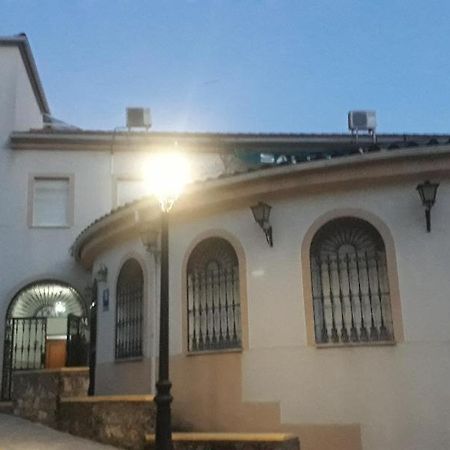 Hostal Villa Carbula Almodovar del Rio Exterior photo
